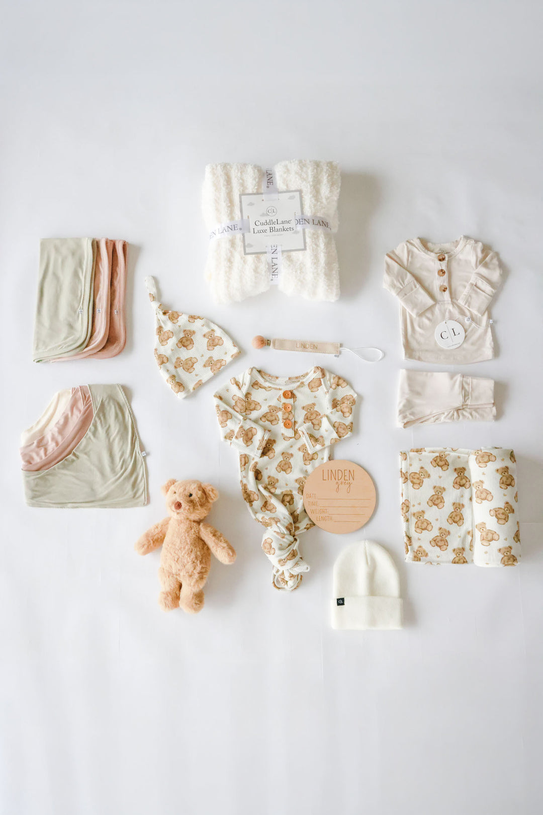 contents of $300 bear gift set
