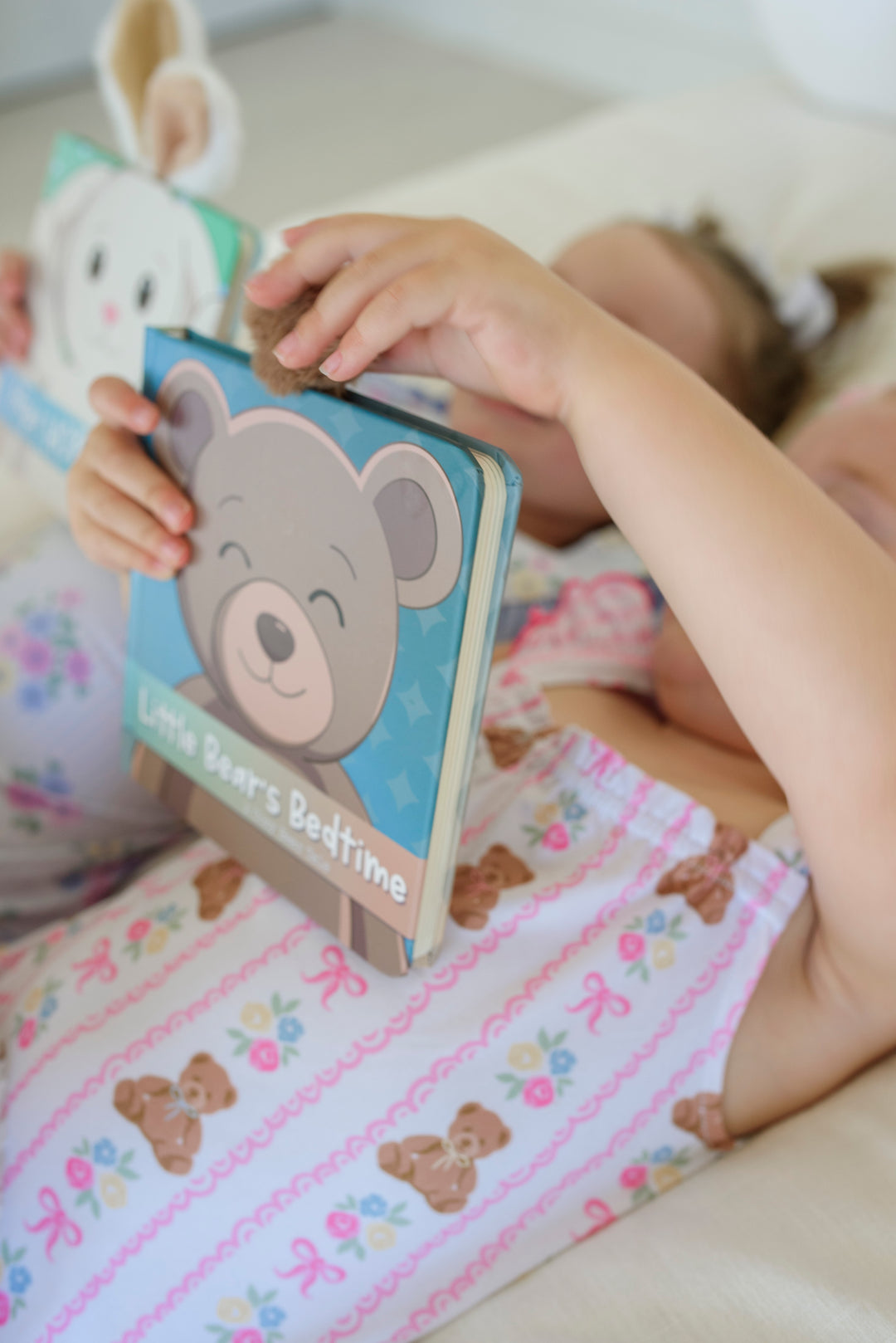 Little Bear's Bedtime Cuddle Plush Friends Story Book Brody Bear high resolution front cover product image