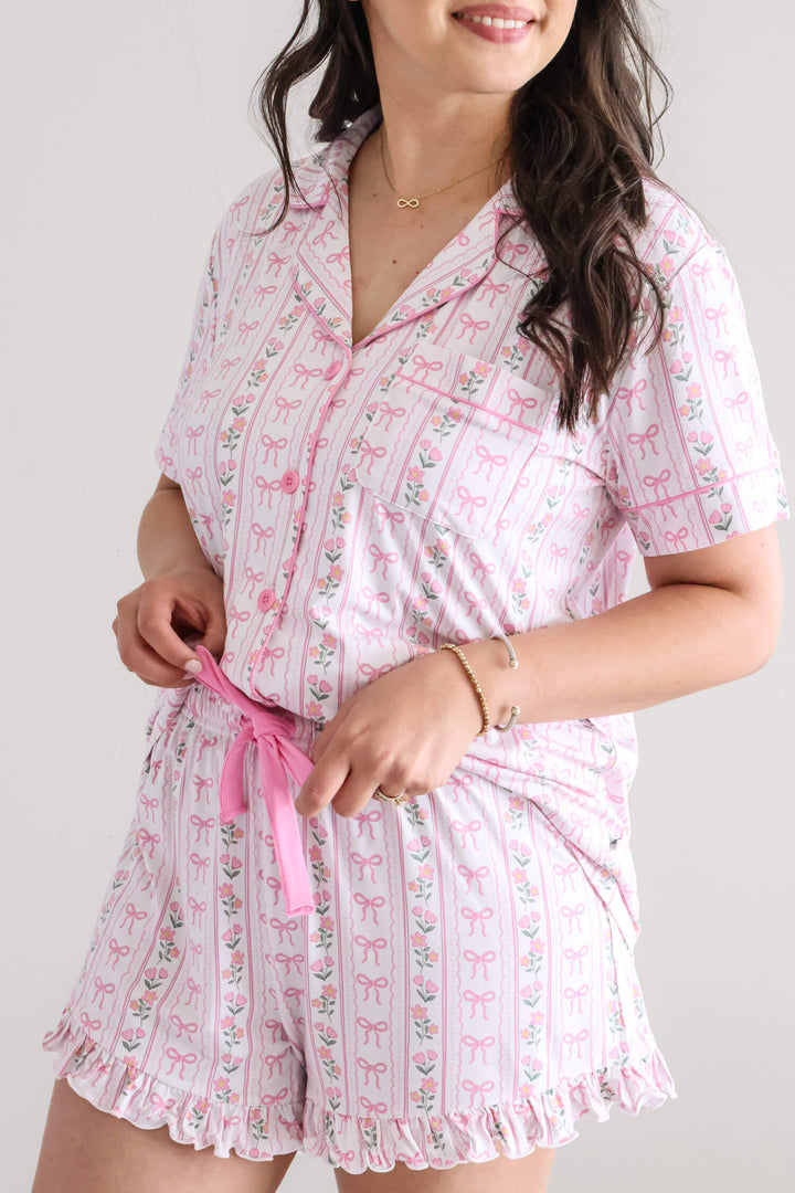 caden lane women's two piece short lounge set in coquette garden print