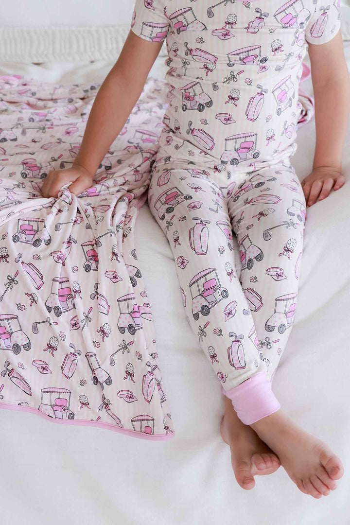 short sleeve and pant two piece pajama set in caddie crew pink