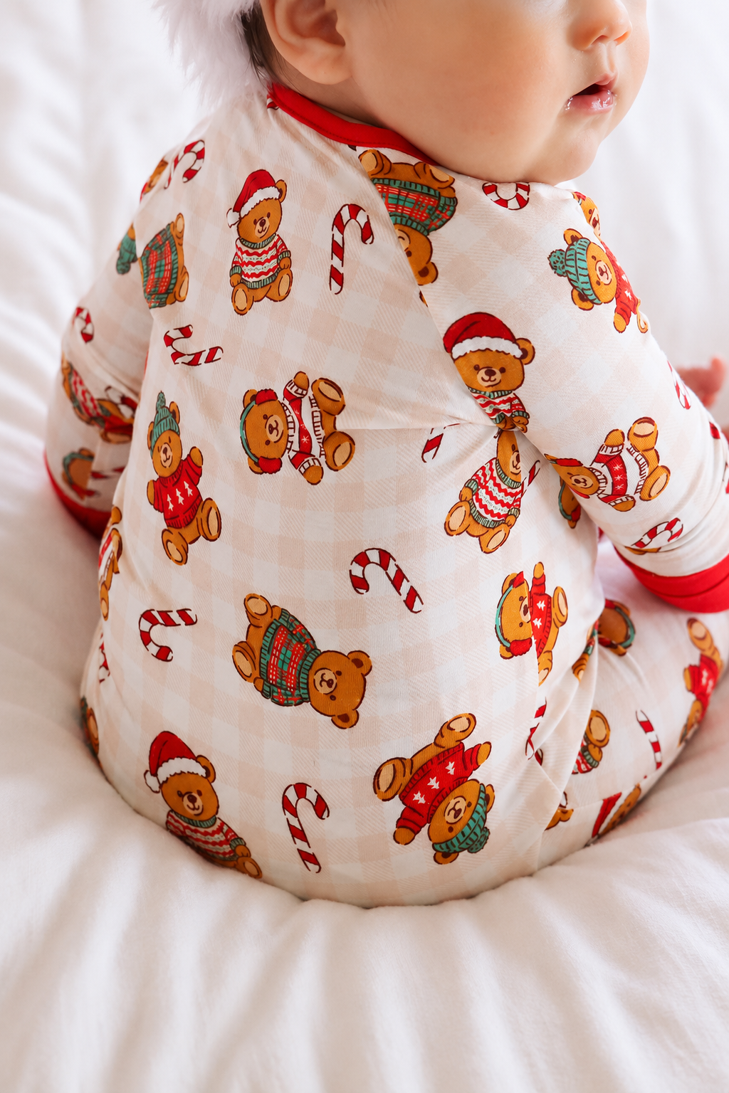 Christmas Convertible Bamboo Zip Romper | Beary Christmas Neutral
