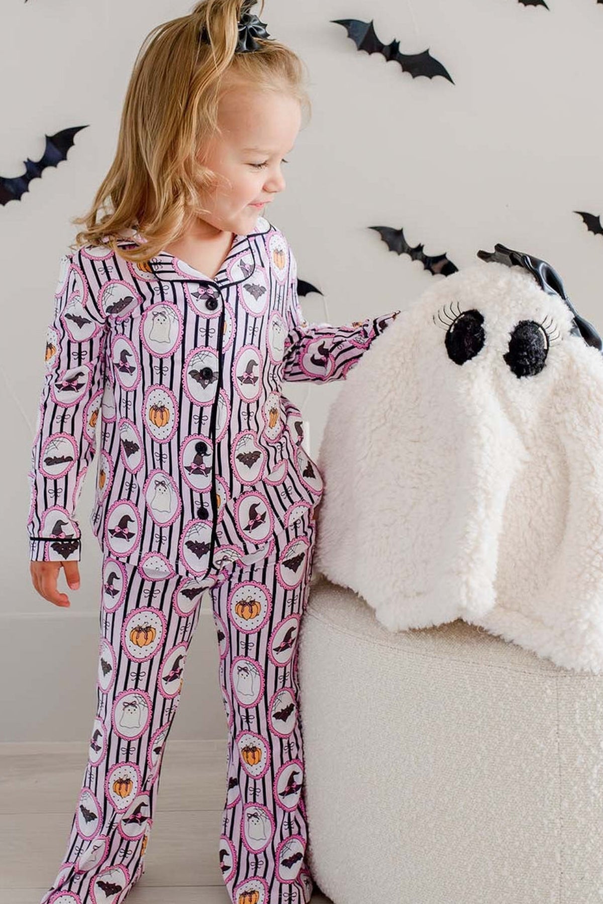 Girls' Halloween Glow-in-the-Dark Two-Piece Flare Lounge Set | Galloween