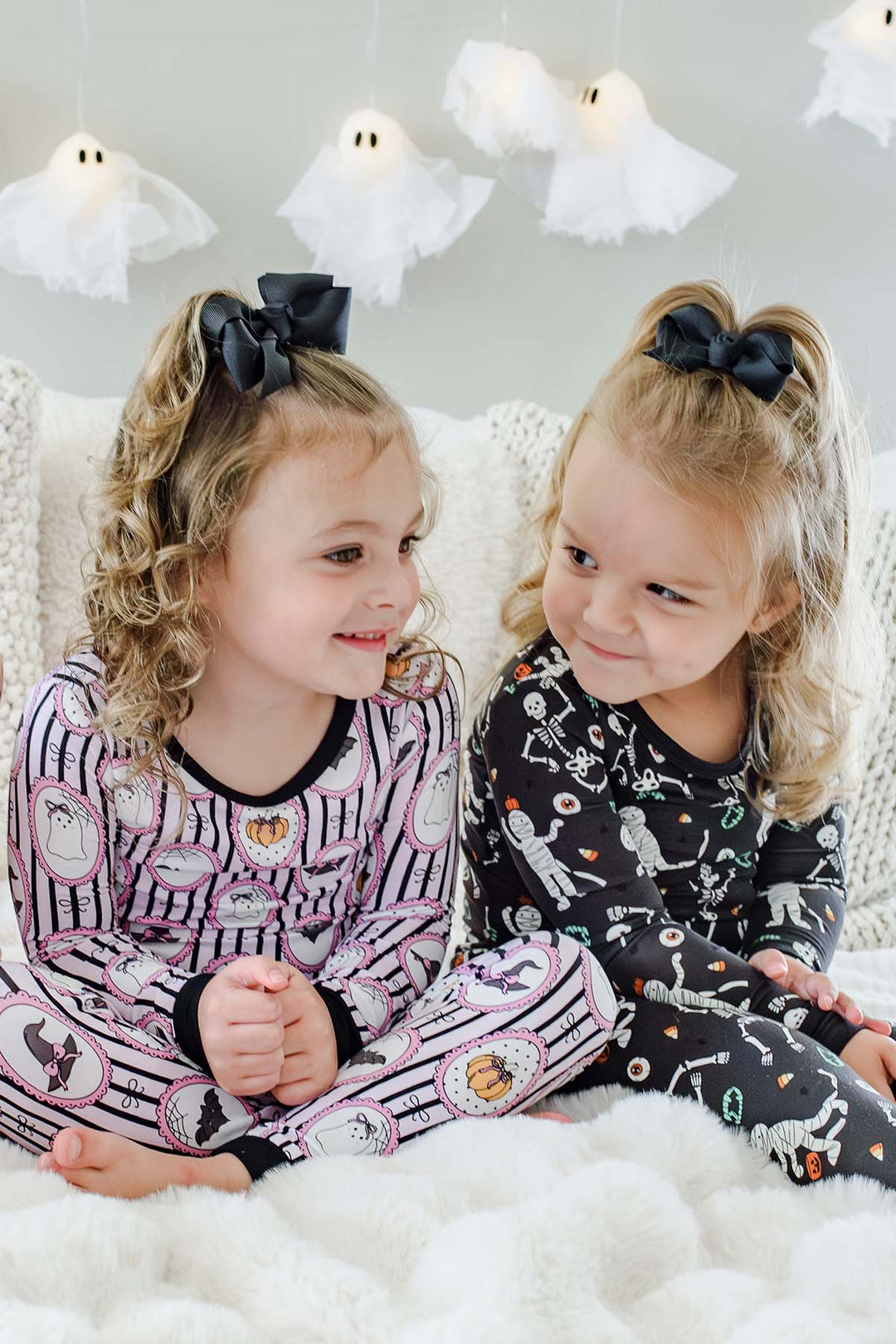 girls halloween pajamas with black bow