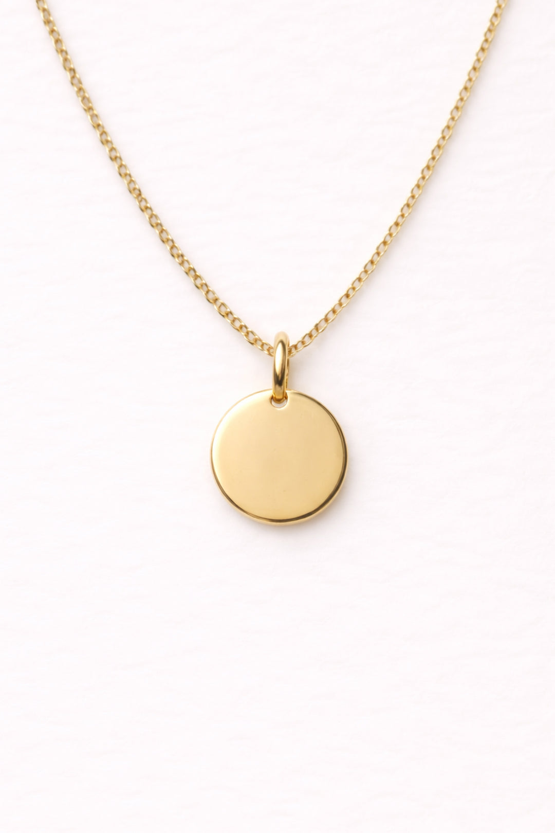 gold circle charm necklace