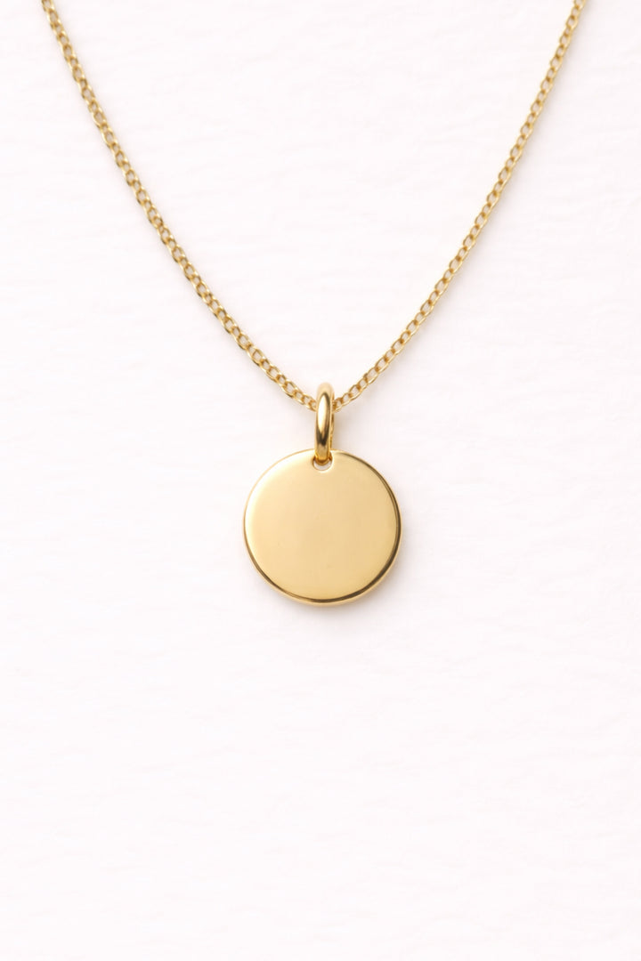 gold circle charm necklace