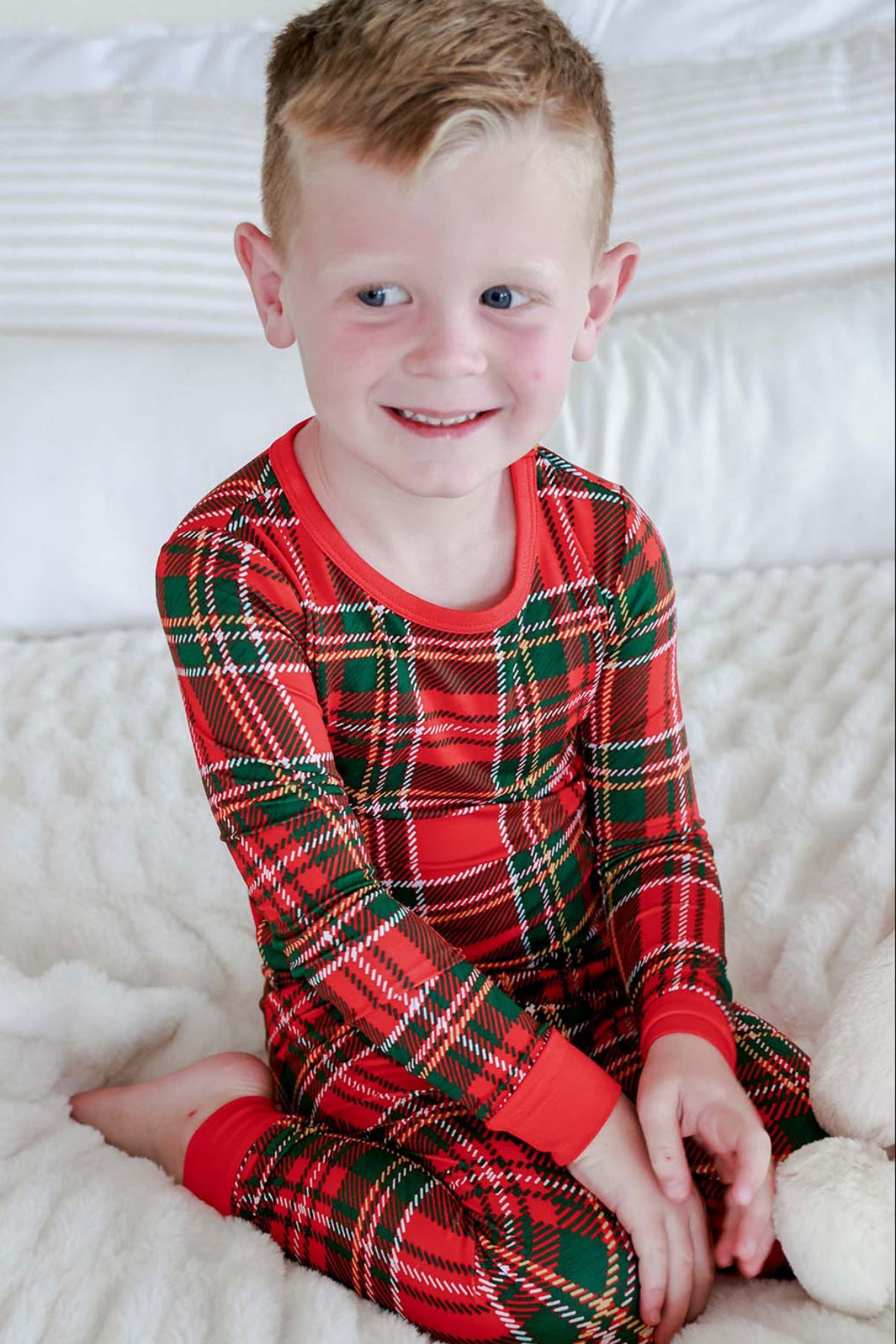 Christmas Bamboo Two-Piece Pajama Set | Plaid Tidings