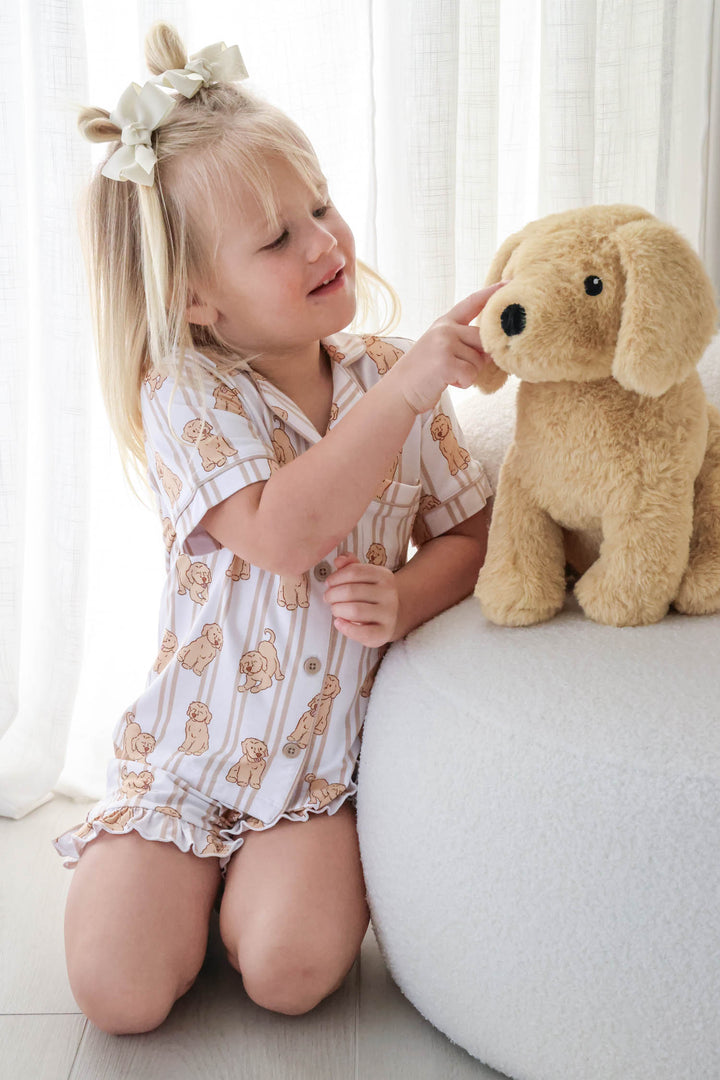 caden lane girl's two piece short lounge set with golden retriever print – mommy and me