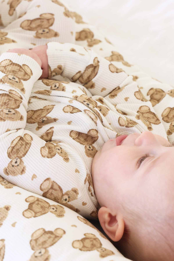 beary sweet bamboo waffle zipper footie with hearts