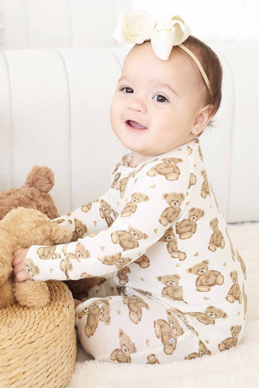 gender neutral convertible zip romper pajama for babies and toddlers 