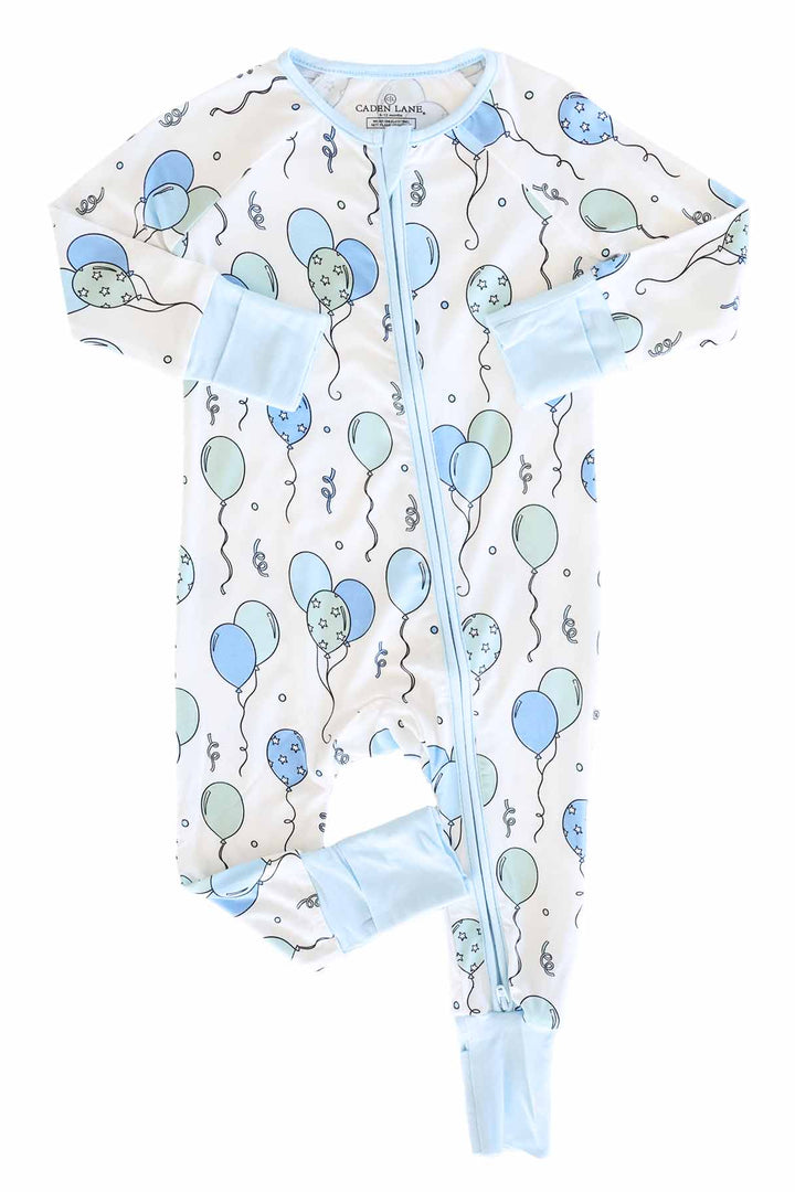 blue balloon and streamer convertible zip romper pajama for babies and toddlers 