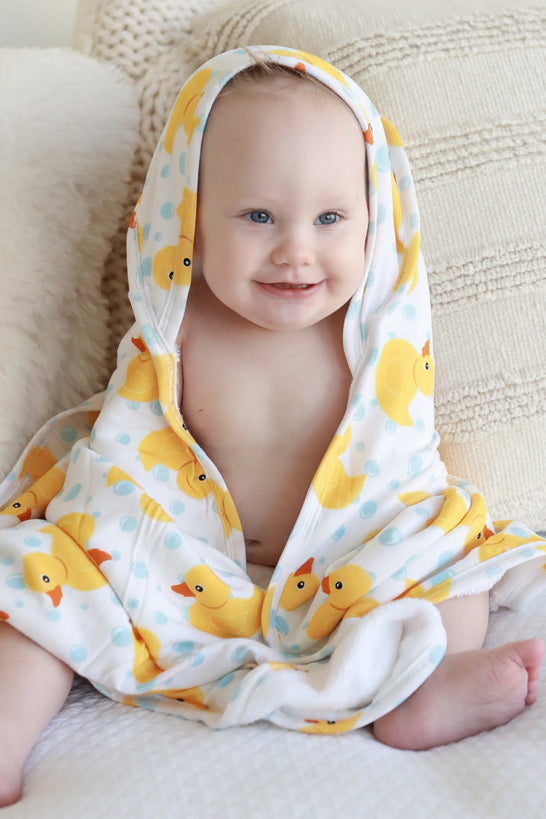 hooded bath towel collection button image
