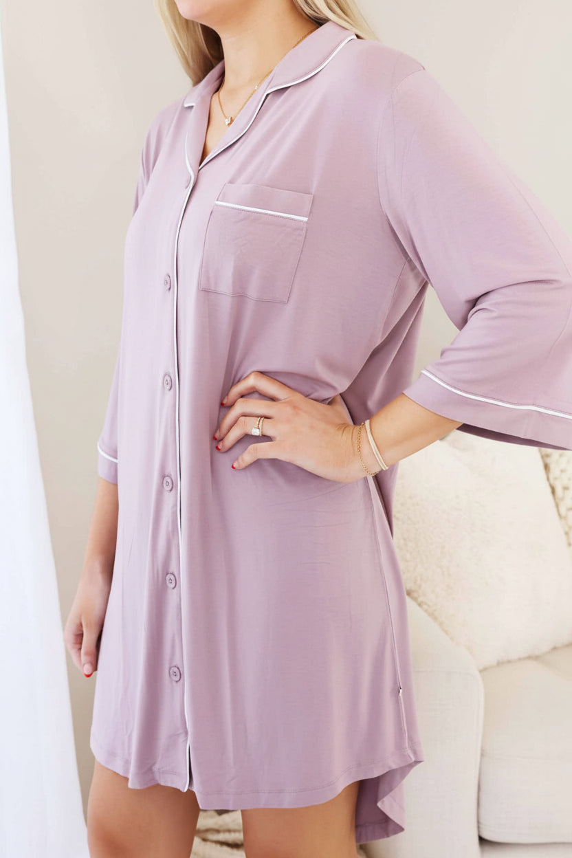 woman wearing dusty purple labor and delivery gown for giving birth