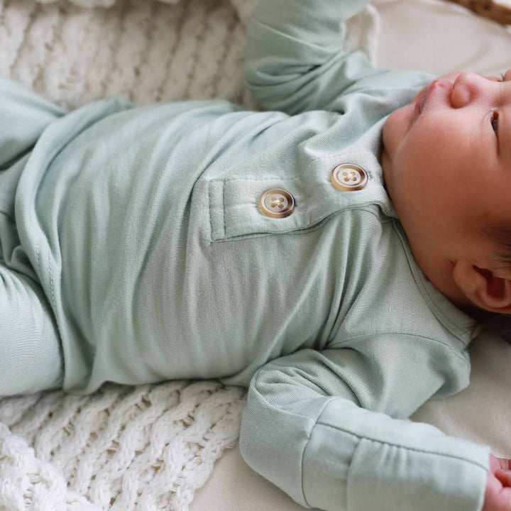 2pc bamboo button top & bottom set 