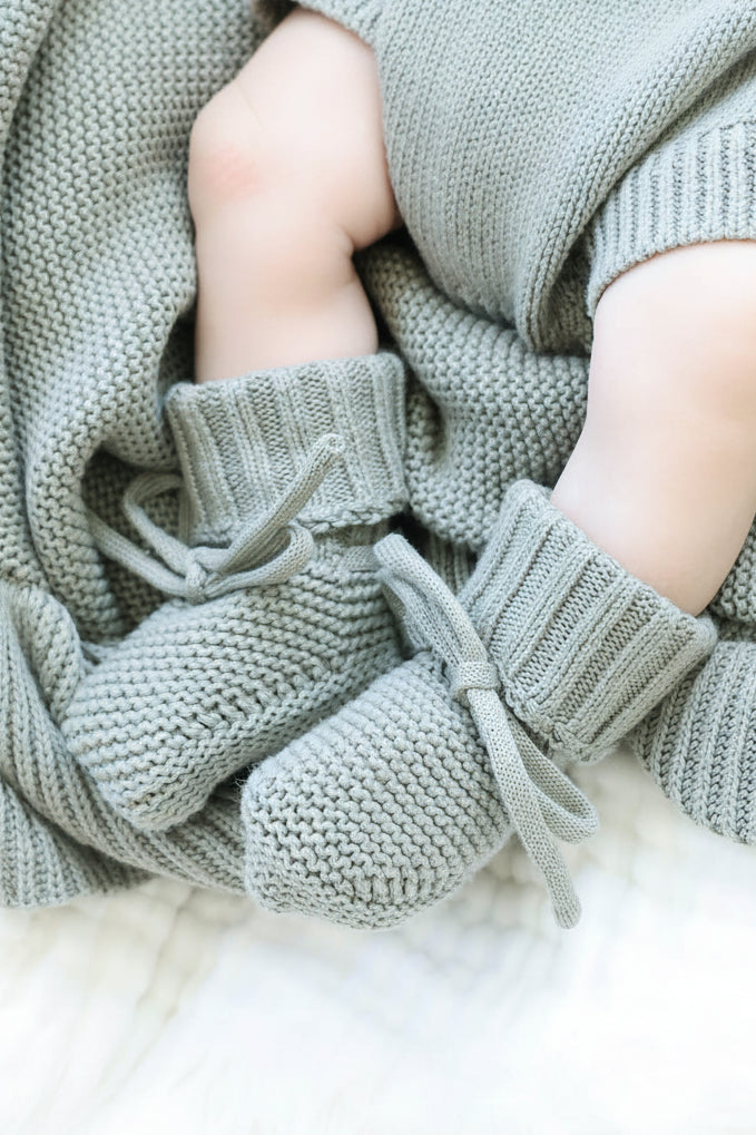 green knit baby booties