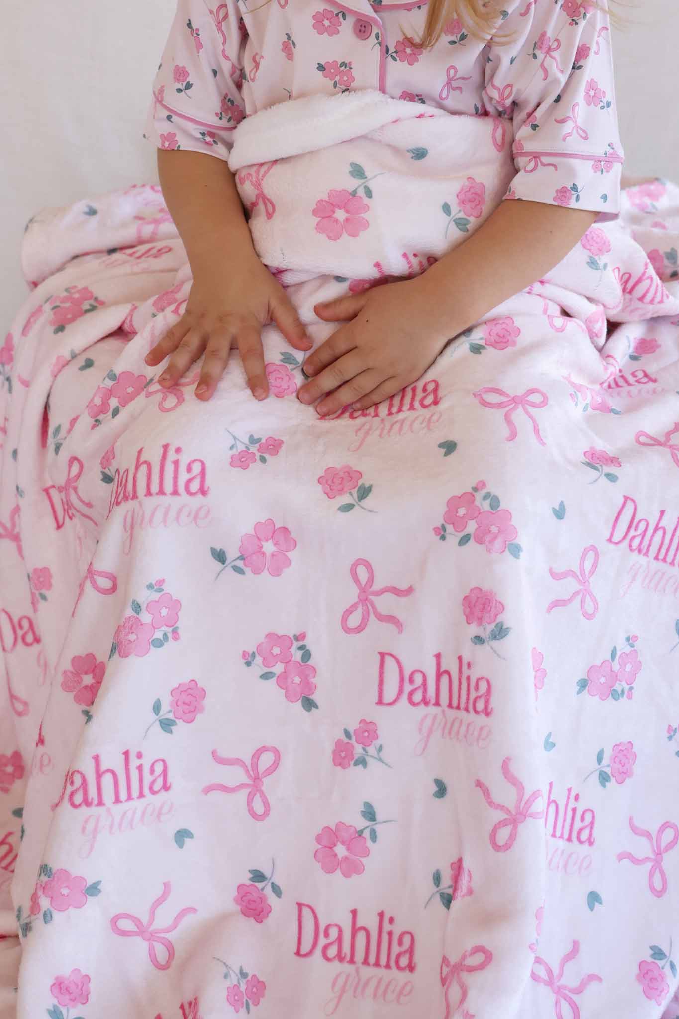 Ribbon & Roses Personalized Kids Blanket | Pink