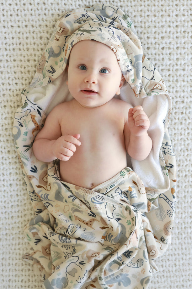 into the wild hooded bath towel for babies and kids 