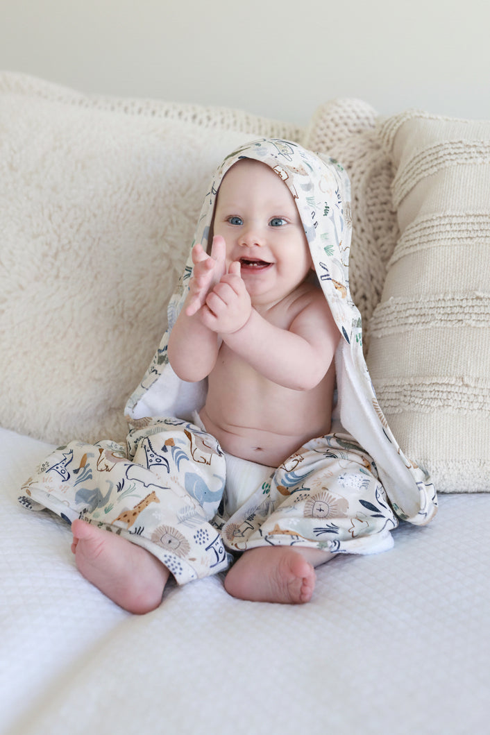 safari  bath towel for babies with hood made of bamboo 