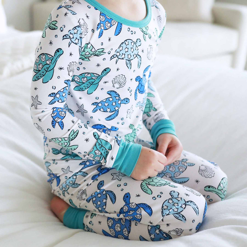 sea turtle splash two piece pajama set for kids 