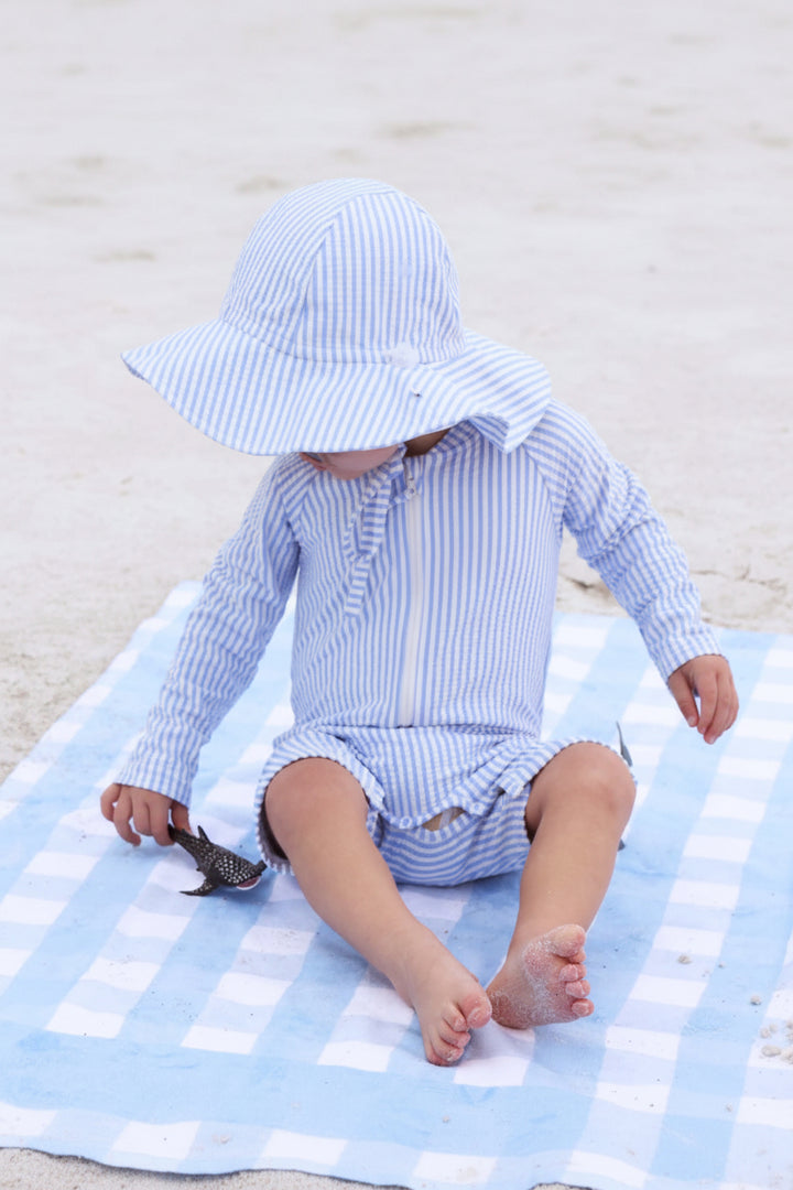 blue seersucker long sleeve rash guard with short for boys 