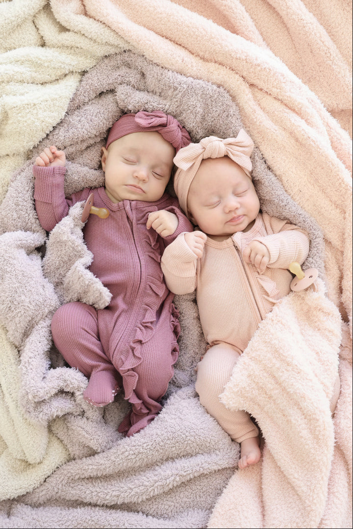 CuddleLane™ Luxe Blankets | Solids